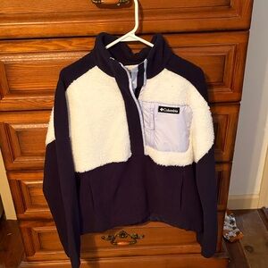 Columbia Navy & White Sherpa Pullover with Chest Pocket